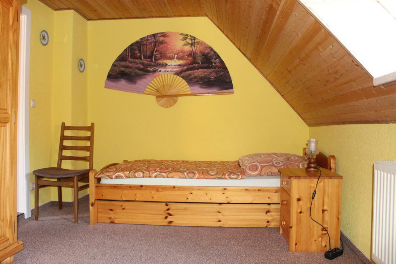 Ferienwohnung "An Der St. Ludmila" Crostwitz Exterior photo