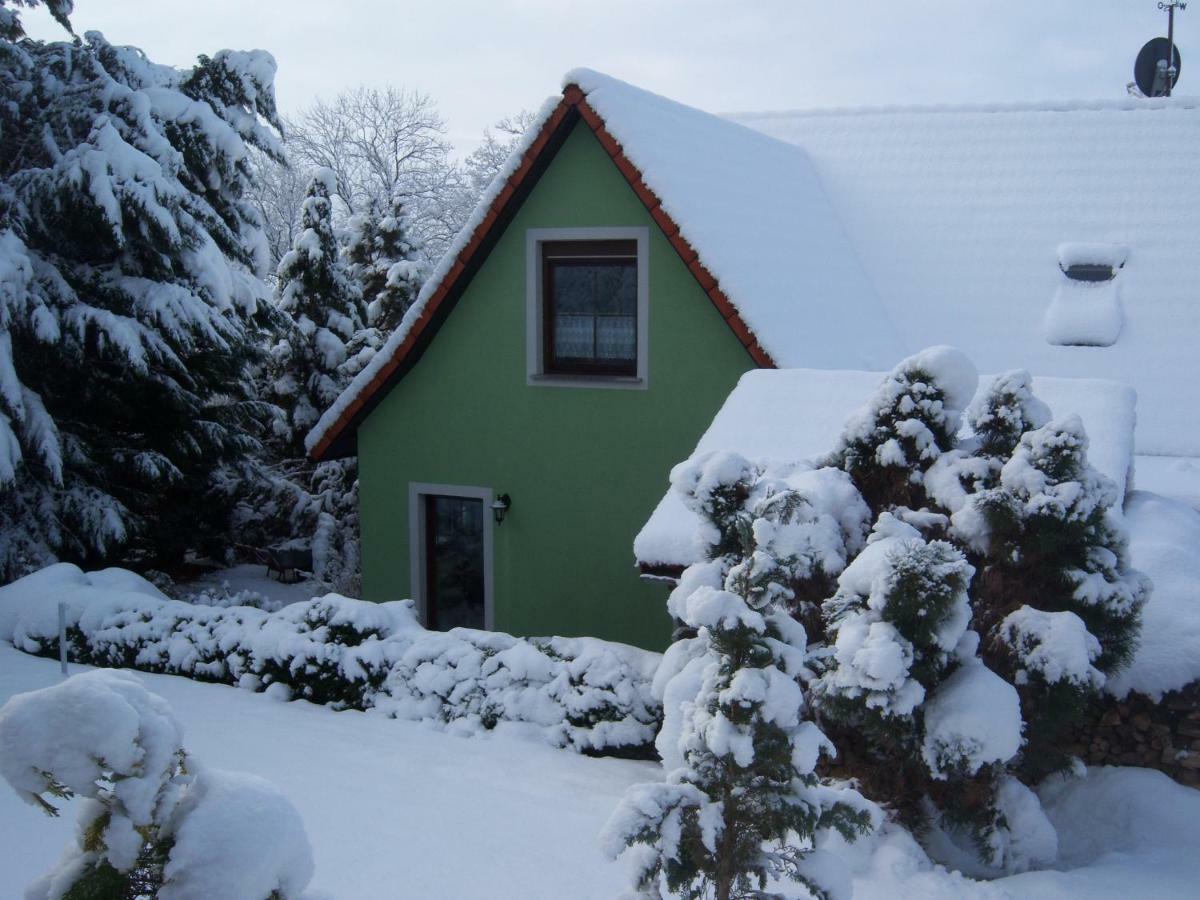 Ferienwohnung "An Der St. Ludmila" Crostwitz Exterior photo