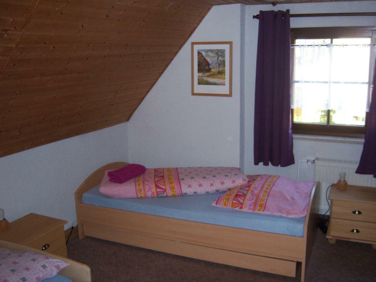 Ferienwohnung "An Der St. Ludmila" Crostwitz Exterior photo